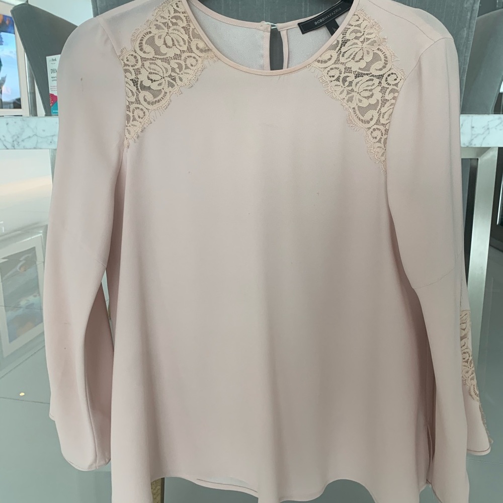 BCBG MAXAZRIA blush blouse